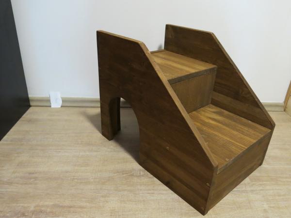 Treppe "Schloss Mümmelmann" mit Schutzlasur